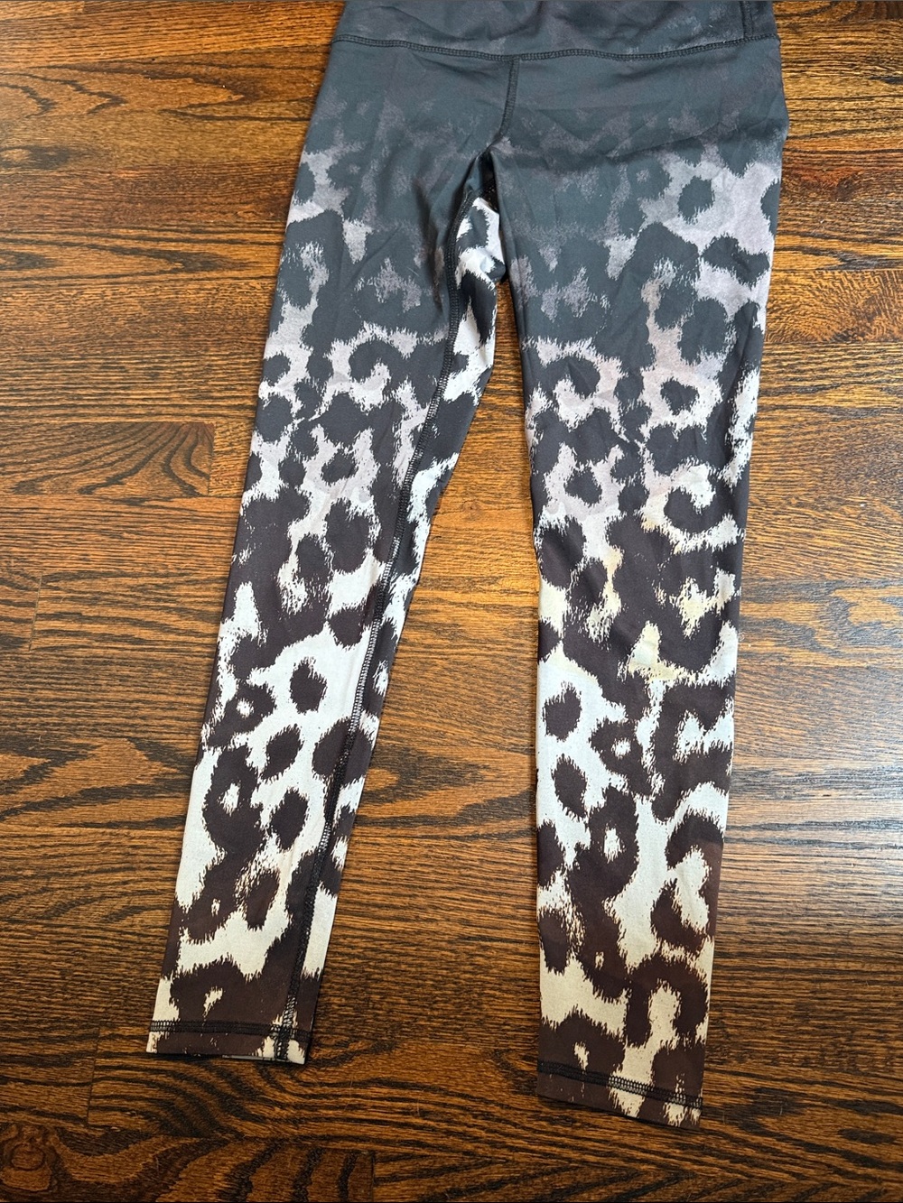 High-Waist Leopard Print Leggings - Black and Cream - Picture 3 of 8